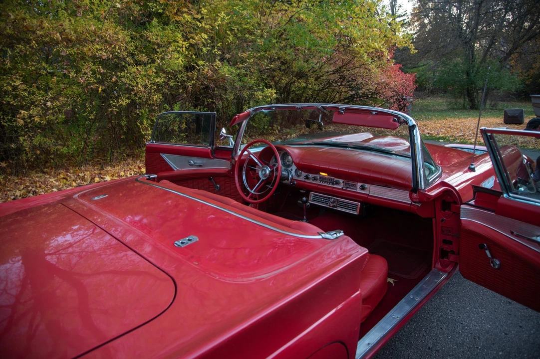 1957 Ford Thunderbird 1st Gen - Image 23 of 31