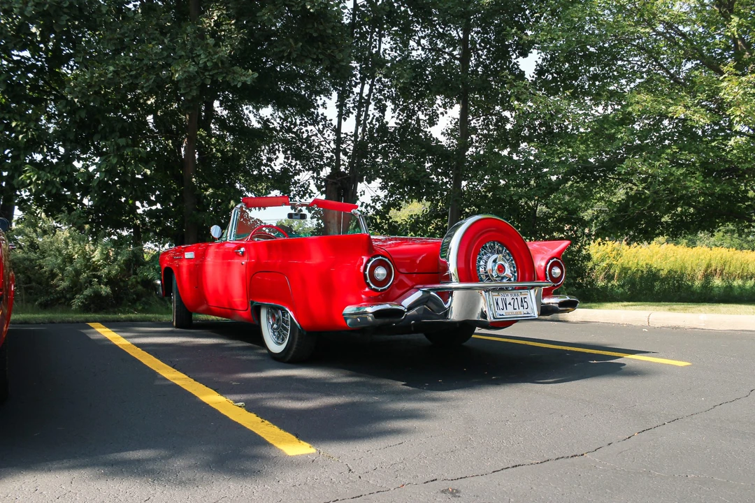 1957 Ford Thunderbird 1st Gen - Image 18 of 31