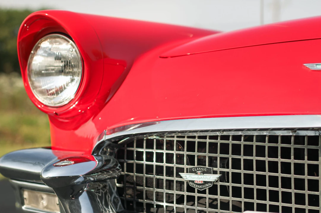 1957 Ford Thunderbird 1st Gen - Image 29 of 31