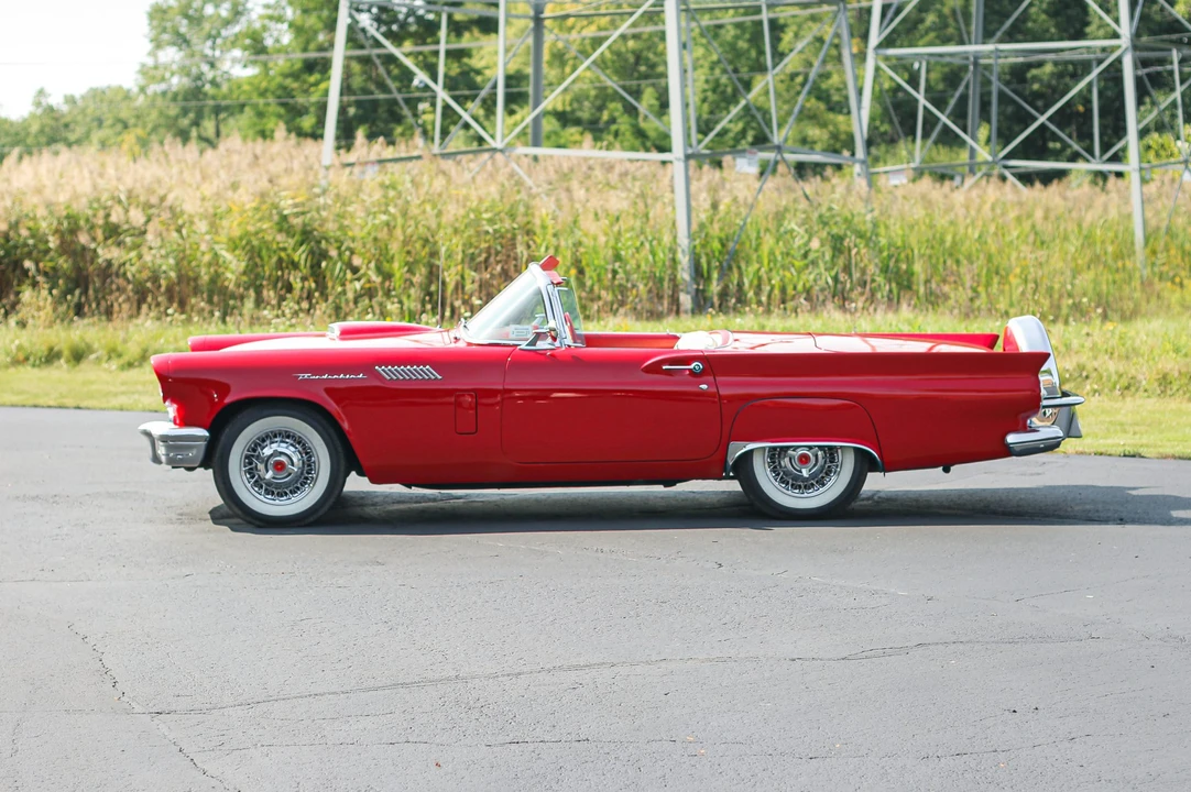 1957 Ford Thunderbird 1st Gen - Image 9 of 31