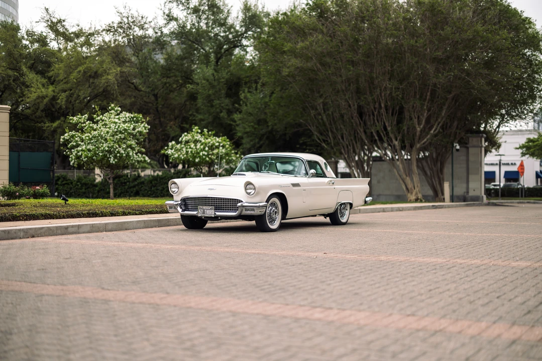 1957 Ford Thunderbird 1st Gen - Image 4 of 31