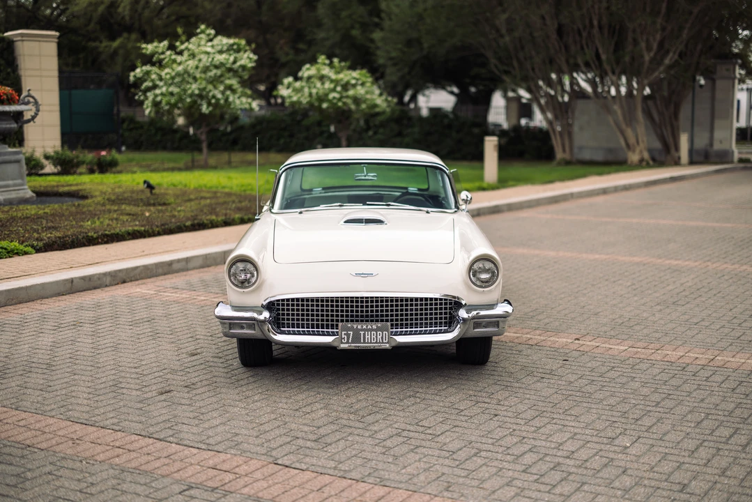 1957 Ford Thunderbird 1st Gen - Image 18 of 31