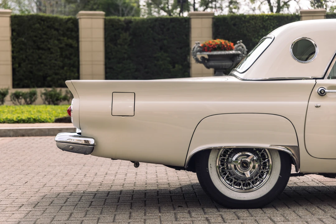 1957 Ford Thunderbird 1st Gen - Image 30 of 31
