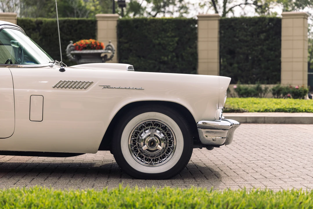 1957 Ford Thunderbird 1st Gen - Image 31 of 31