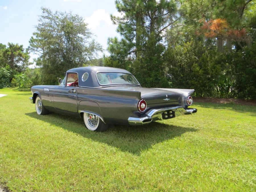 1957 Ford Thunderbird 1st Gen - Image 3 of 10