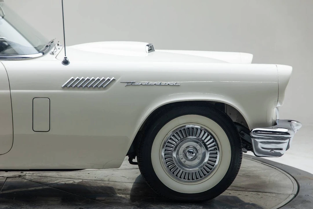 1957 Ford Thunderbird 1st Gen - Image 11 of 21