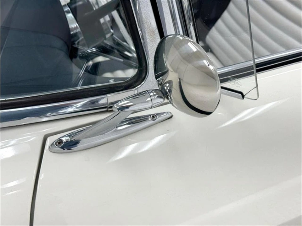 1957 Ford Thunderbird 1st Gen - Image 22 of 31