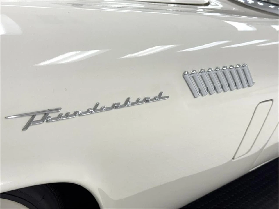 1957 Ford Thunderbird 1st Gen - Image 19 of 31