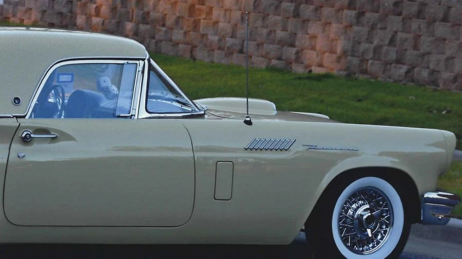 1957 Ford Thunderbird 1st Gen - Image 18 of 23