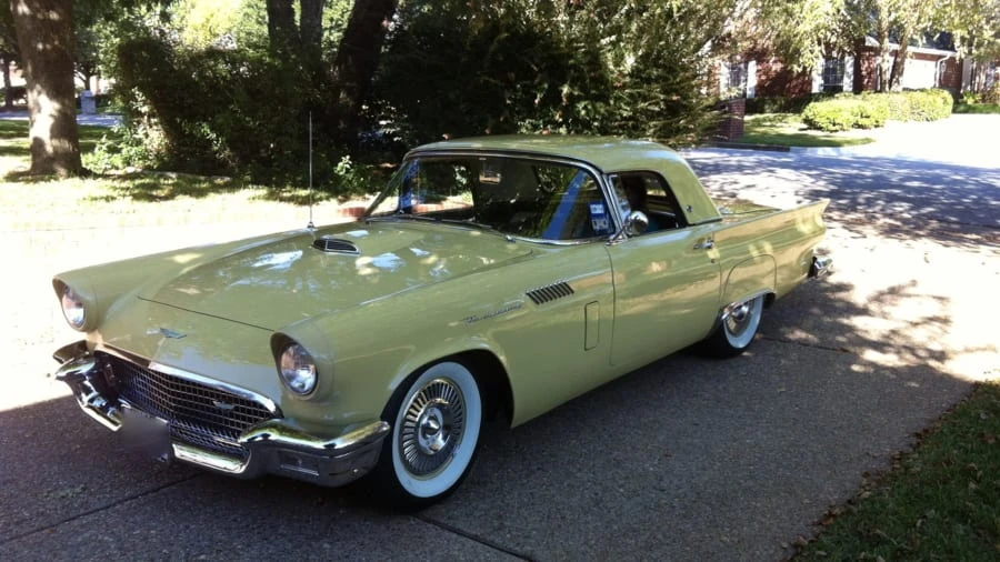 1957 Ford Thunderbird 1st Gen - Image 20 of 23