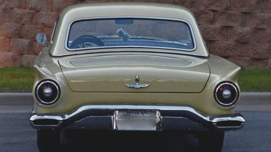 1957 Ford Thunderbird 1st Gen - Image 22 of 23