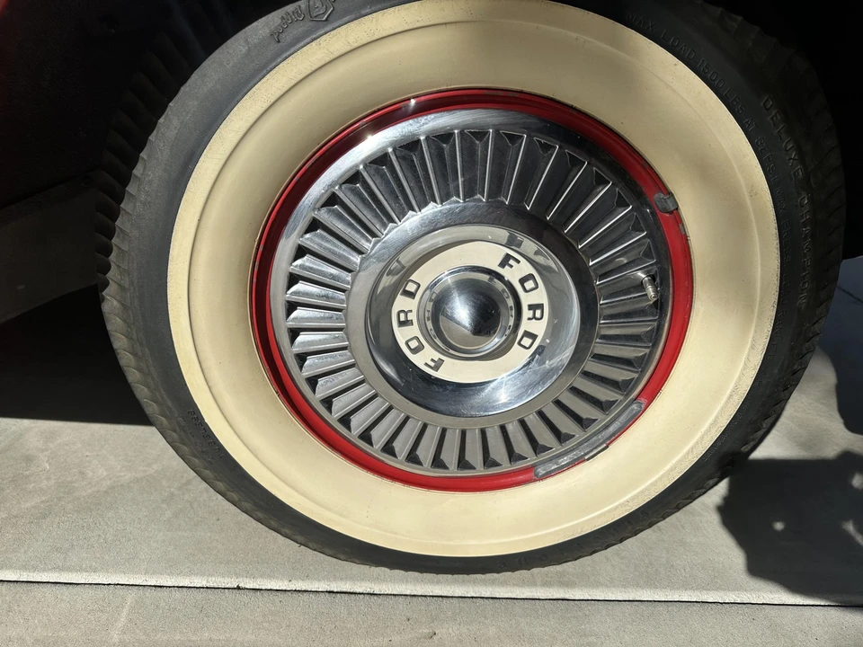 1957 Ford Thunderbird 1st Gen - Image 18 of 31