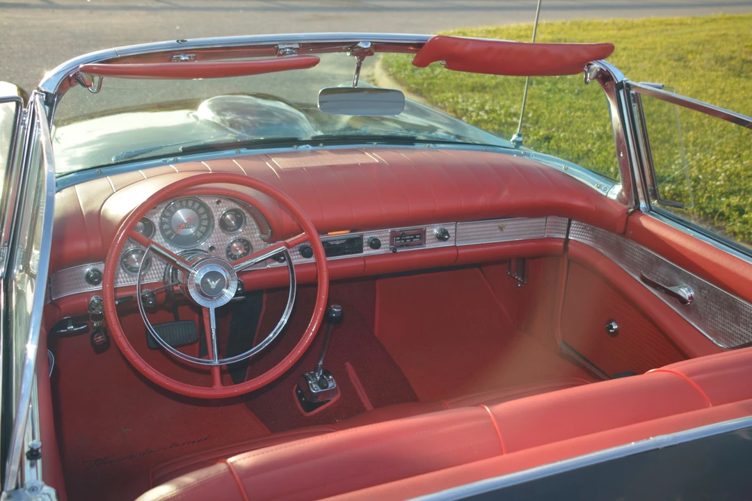 1957 Ford Thunderbird 1st Gen - Image 18 of 31