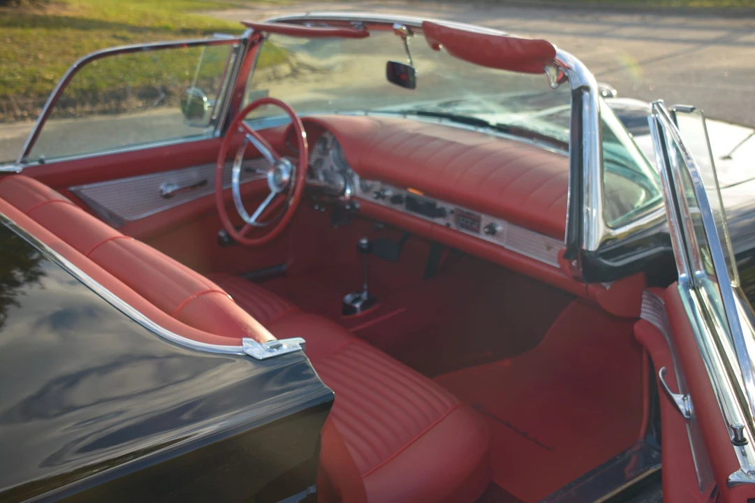 1957 Ford Thunderbird 1st Gen - Image 17 of 31