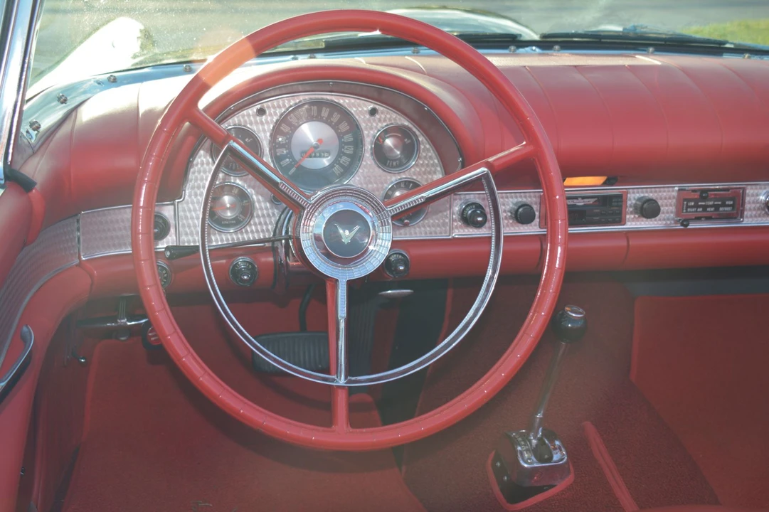 1957 Ford Thunderbird 1st Gen - Image 20 of 31