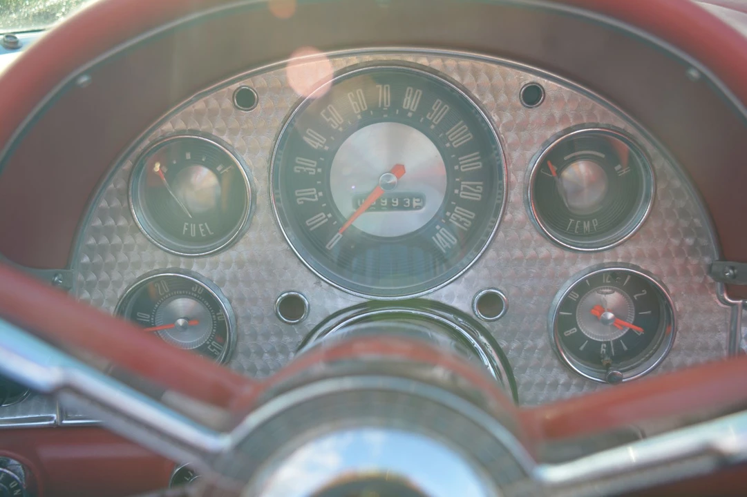 1957 Ford Thunderbird 1st Gen - Image 22 of 31