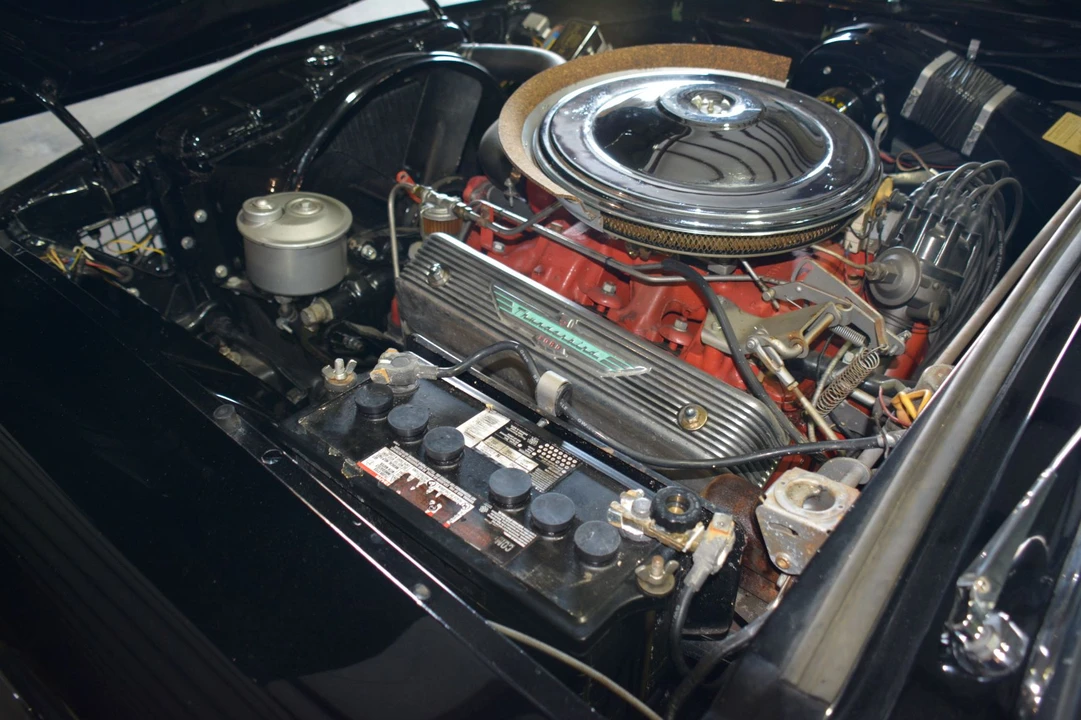 1957 Ford Thunderbird 1st Gen - Image 26 of 31