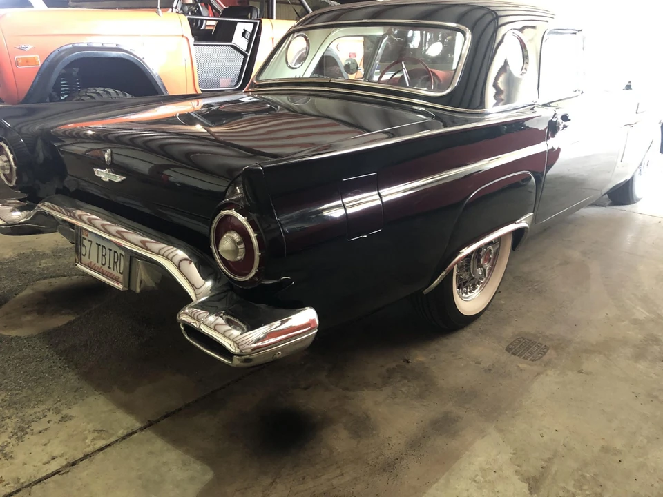 1957 Ford Thunderbird 1st Gen - Image 15 of 31