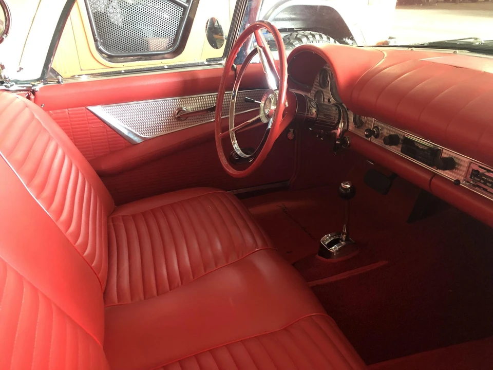1957 Ford Thunderbird 1st Gen - Image 19 of 31