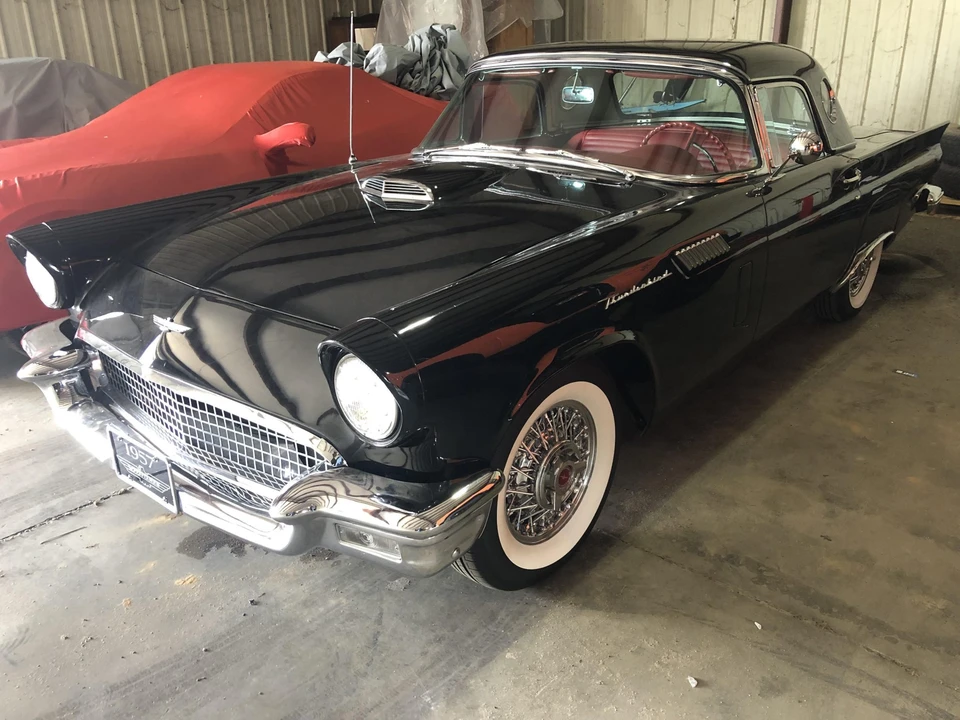 1957 Ford Thunderbird 1st Gen - Image 14 of 31