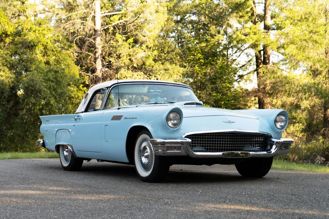 1957 Ford Thunderbird 1st Gen - Image 18 of 31