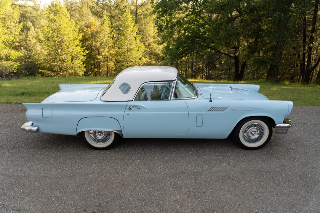 1957 Ford Thunderbird 1st Gen - Image 15 of 31