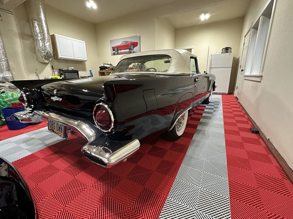 1957 Ford Thunderbird 1st Gen - Image 22 of 31