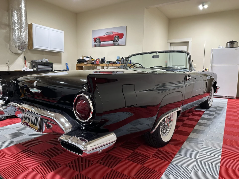 1957 Ford Thunderbird 1st Gen - Image 21 of 31
