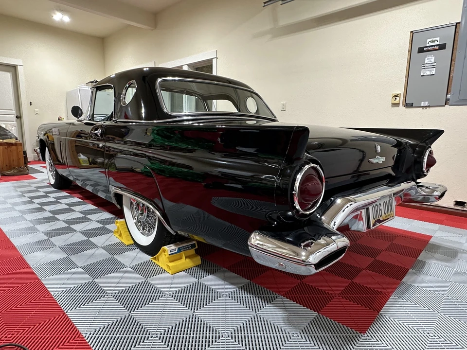 1957 Ford Thunderbird 1st Gen - Image 18 of 31