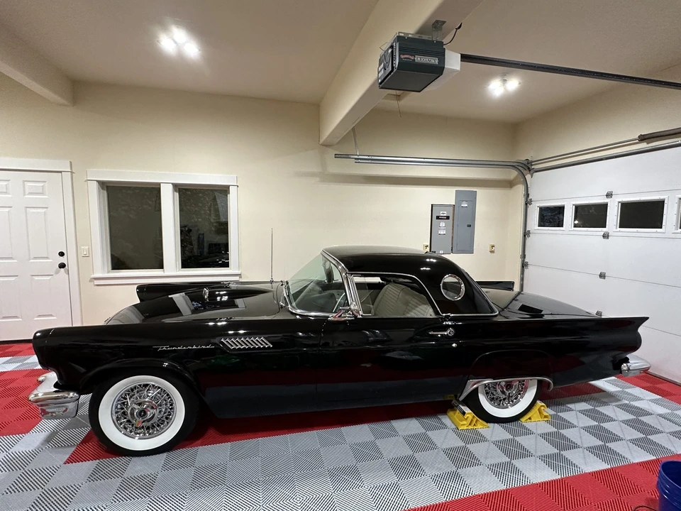 1957 Ford Thunderbird 1st Gen - Image 11 of 31