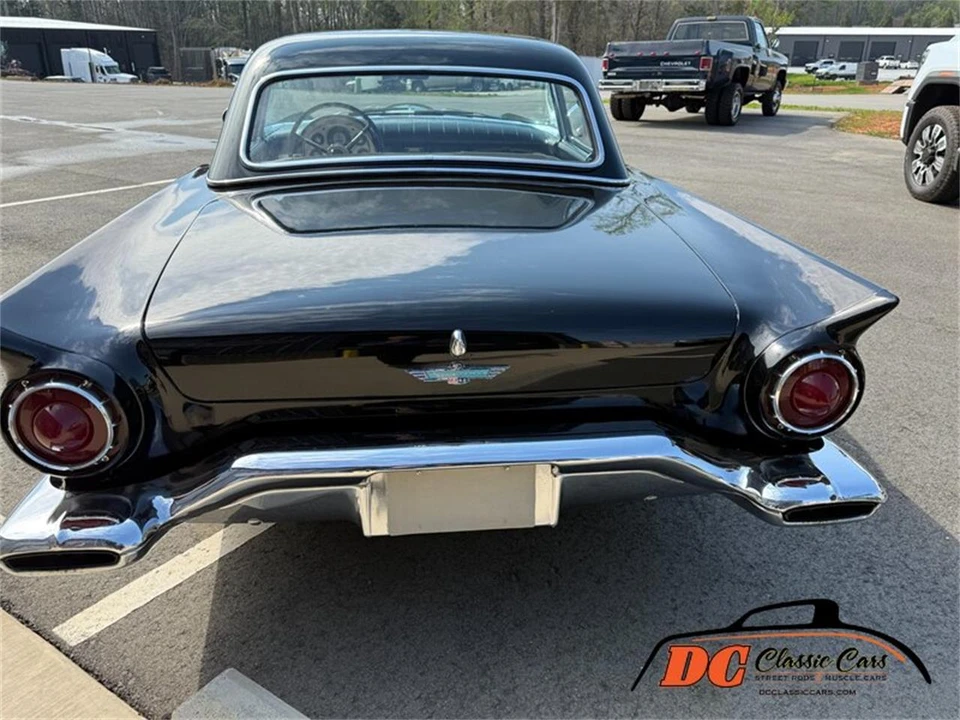 1957 Ford Thunderbird 1st Gen - Image 14 of 31