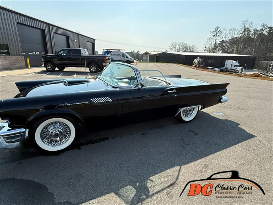 1957 Ford Thunderbird 1st Gen - Image 6 of 31