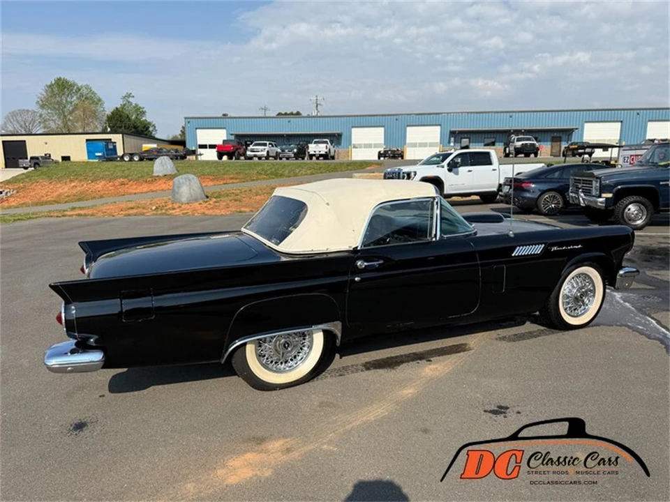 1957 Ford Thunderbird 1st Gen - Image 3 of 31