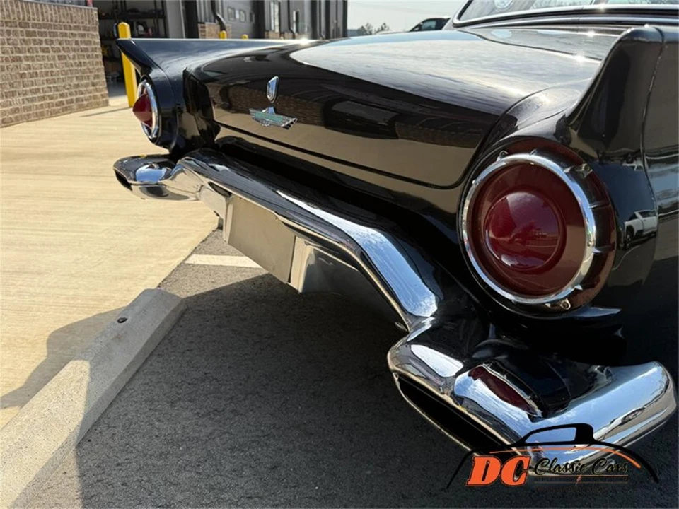 1957 Ford Thunderbird 1st Gen - Image 16 of 31