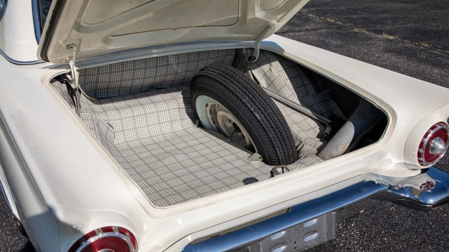 1957 Ford Thunderbird 1st Gen - Image 17 of 20