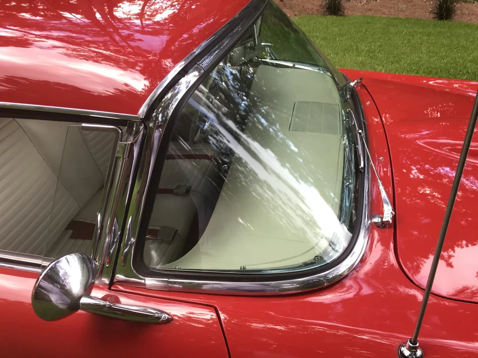 1957 Ford Thunderbird 1st Gen - Image 22 of 31