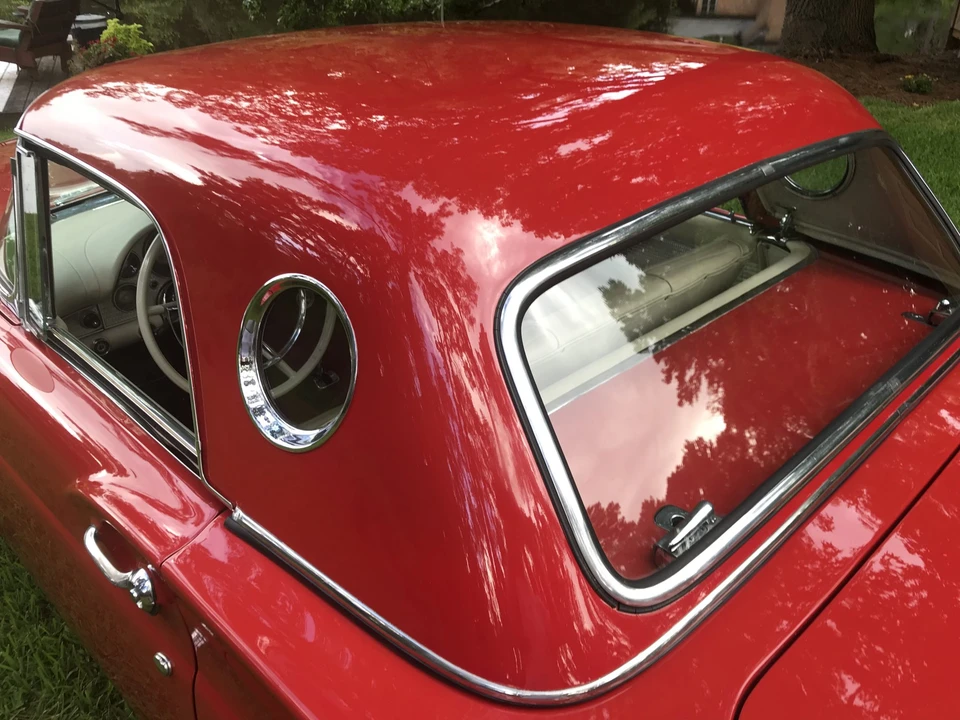1957 Ford Thunderbird 1st Gen - Image 27 of 31