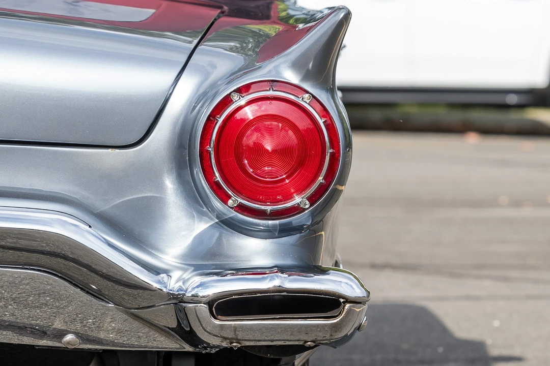 1957 Ford Thunderbird 1st Gen - Image 26 of 31