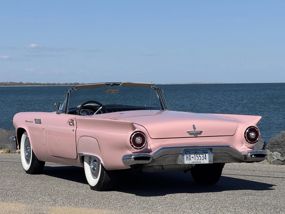 1957 Ford Thunderbird 1st Gen - Image 19 of 31