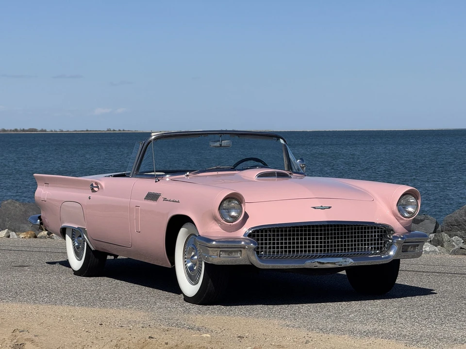 1957 Ford Thunderbird 1st Gen - Image 26 of 31
