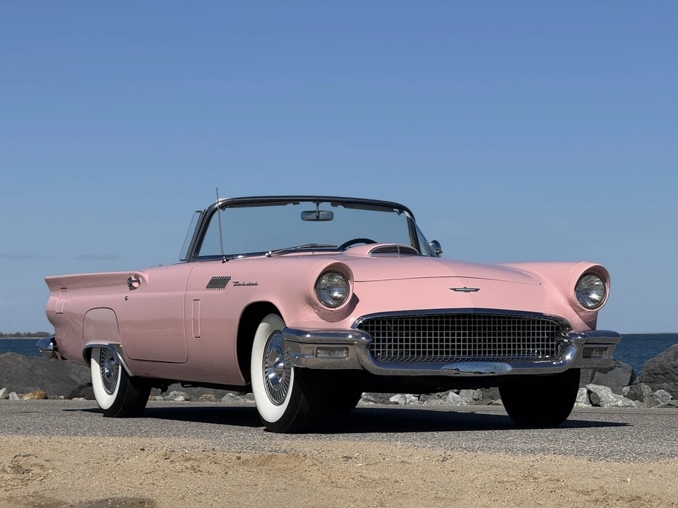 1957 Ford Thunderbird 1st Gen - Image 25 of 31