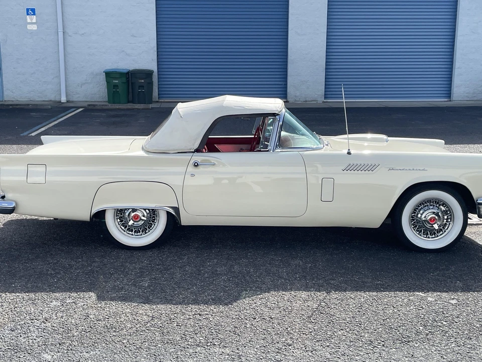 1957 Ford Thunderbird 1st Gen - Image 7 of 31