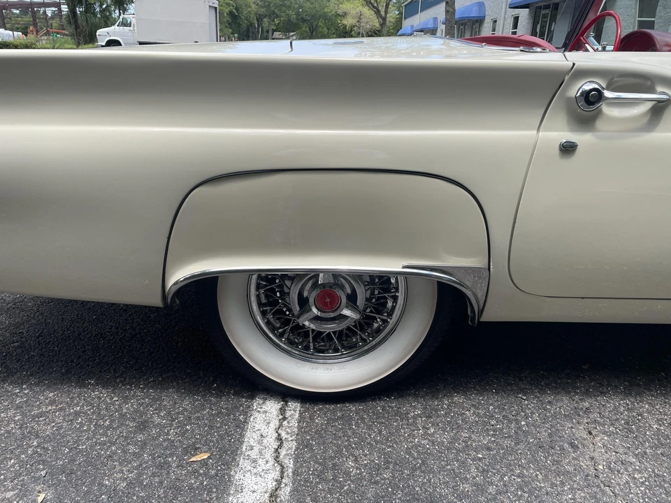 1957 Ford Thunderbird 1st Gen - Image 19 of 31