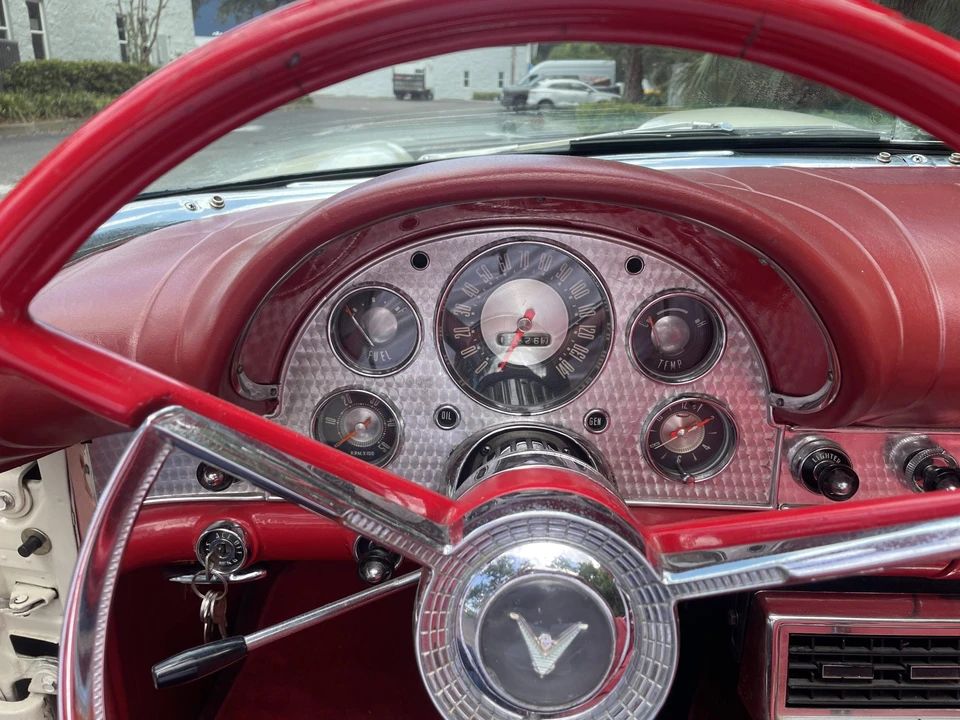 1957 Ford Thunderbird 1st Gen - Image 27 of 31
