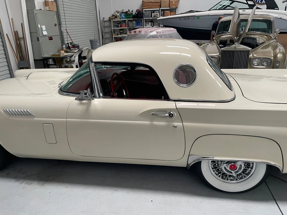 1957 Ford Thunderbird 1st Gen - Image 16 of 31