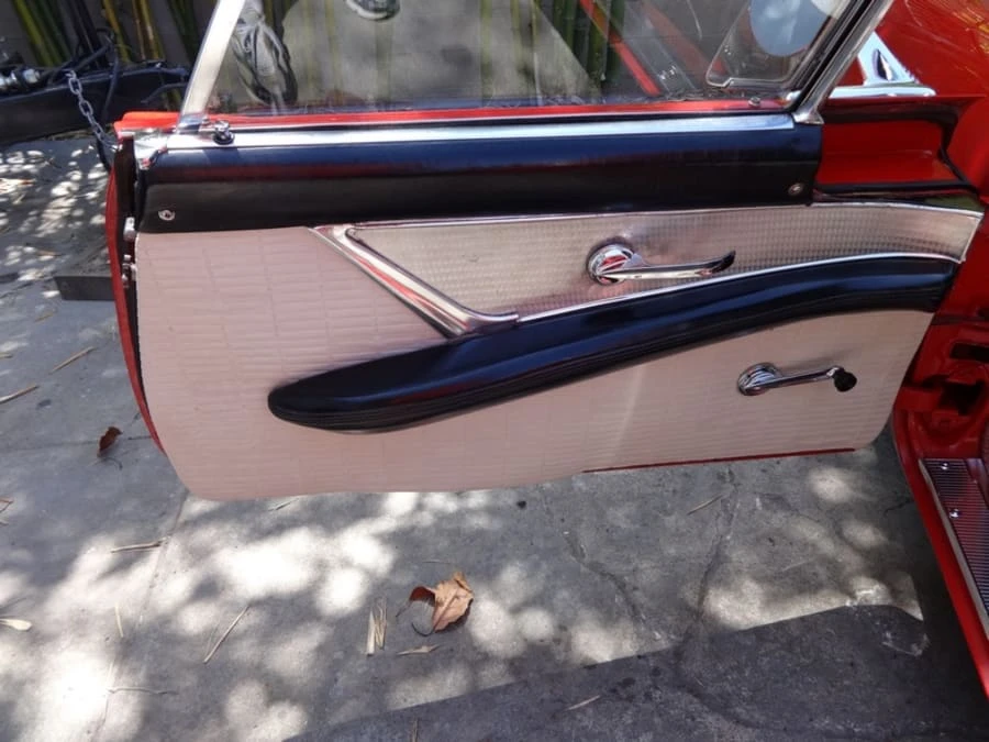 1957 Ford Thunderbird 1st Gen - Image 4 of 8