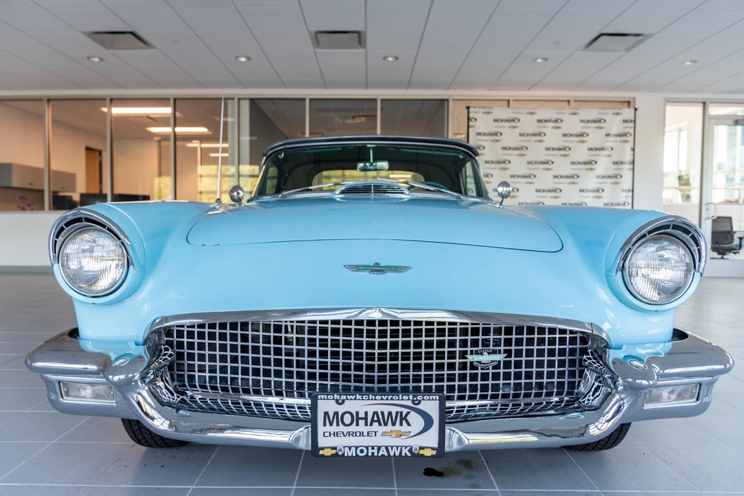 1957 Ford Thunderbird 1st Gen - Image 18 of 31