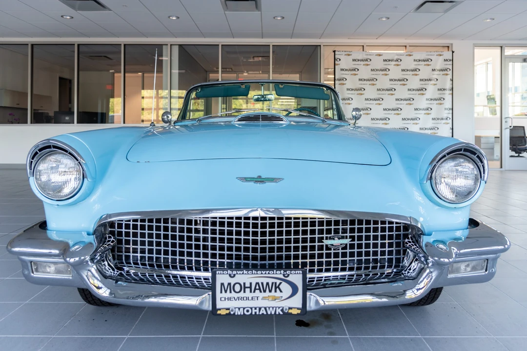 1957 Ford Thunderbird 1st Gen - Image 9 of 31