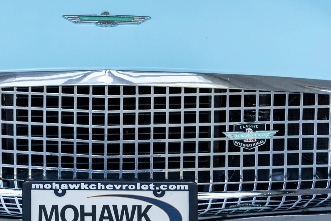 1957 Ford Thunderbird 1st Gen - Image 21 of 31