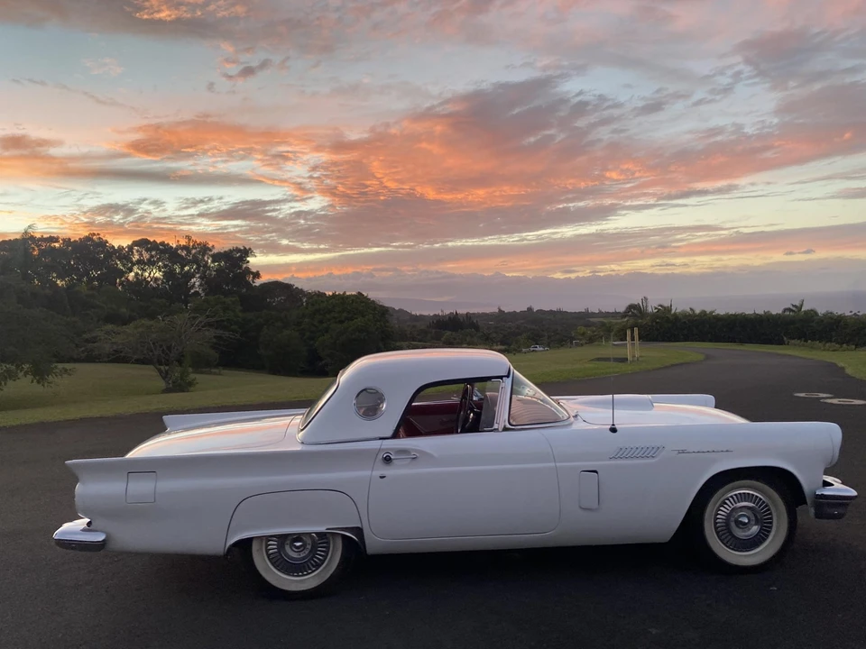 1957 Ford Thunderbird 1st Gen - Image 25 of 31
